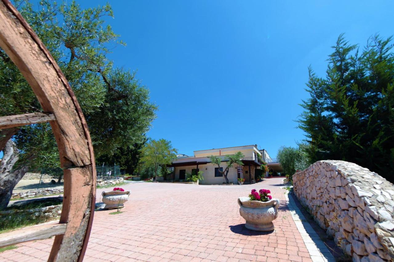 Agriturismo Le Matinelle Матера Екстер'єр фото